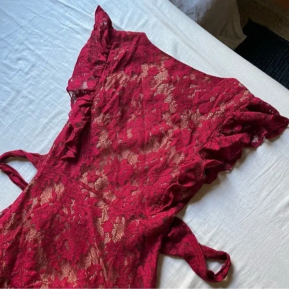 Majorelle magenta burgundy lace knit ruffle sleeveless mini dress - Picture 3 of 5